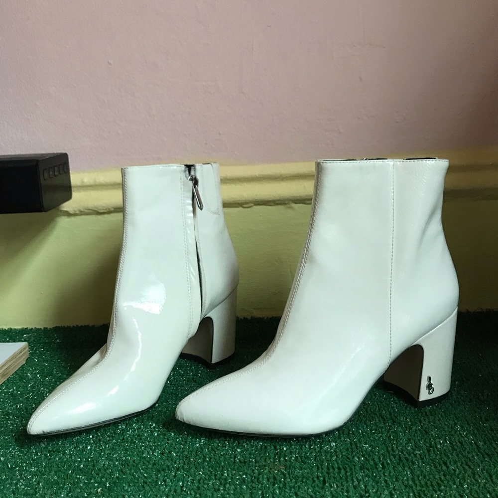 Sam Edelman Hilty Booties, White leather, size 6
